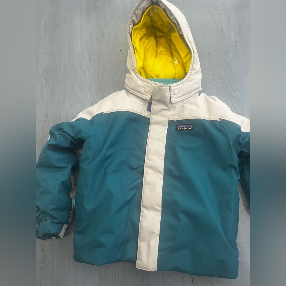 - Patagonia Ski Jacket & Snow Bib (size 3T) boy girl ski snow